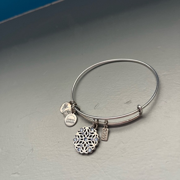 Alex and Ani 2016 Snowflake Bracelet - Picture 5 of 5
